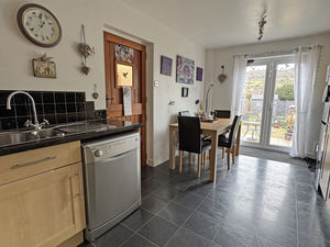 Photo 12- click for photo gallery